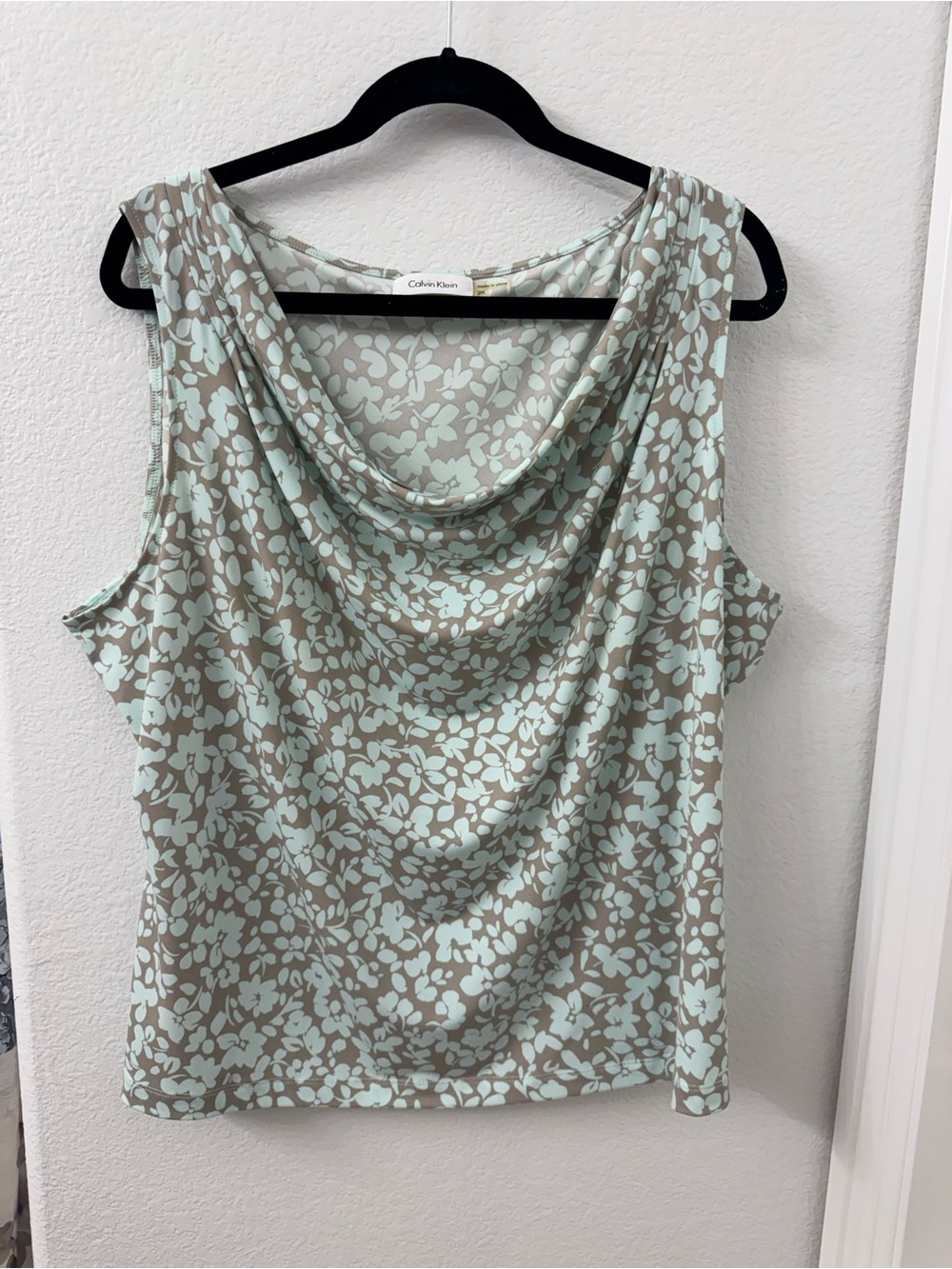 Calvin Klein Mint & Taupe Floral Cowl Neck Sleeveless Top 2X